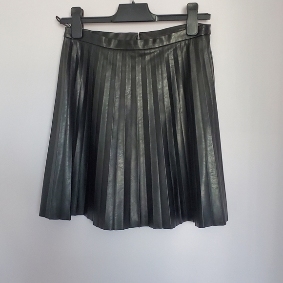 J Crew Faux leather mini skirt sz 2